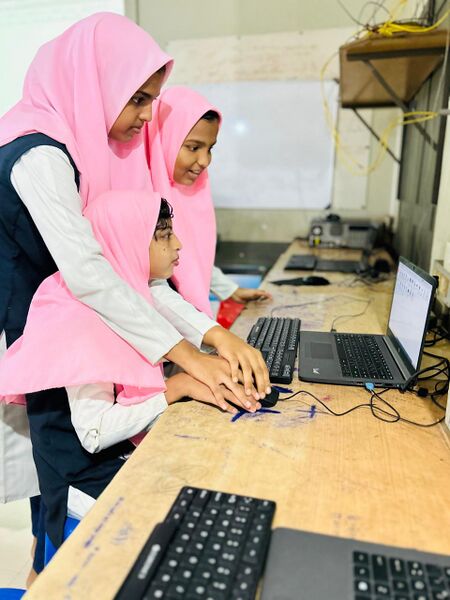 പ്രമാണം:19009-LK WITH CWSN 4.jpg