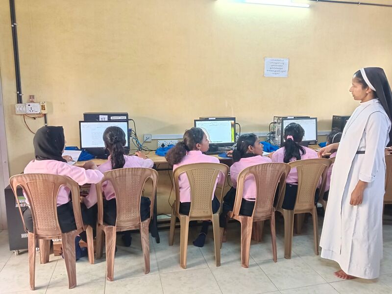 പ്രമാണം:29040-LK Routine Class-7.jpg