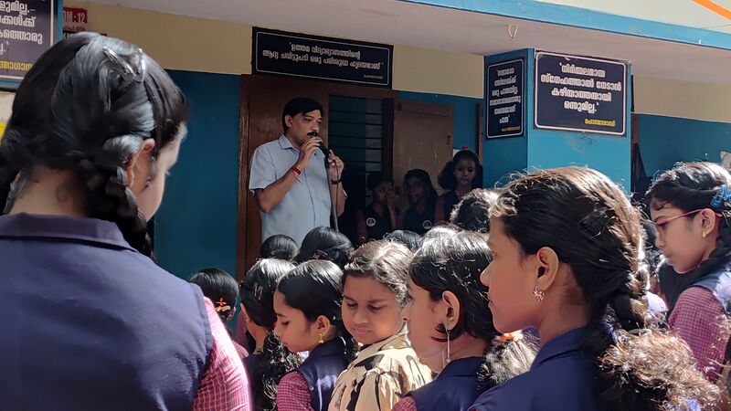 പ്രമാണം:42085 naga 4-1.jpg