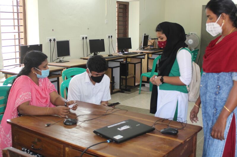 പ്രമാണം:44050 22 6 13.JPG