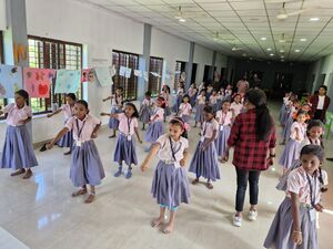 44223 karatte traini).jpg