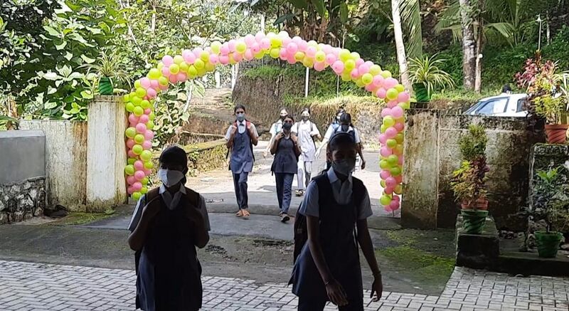 പ്രമാണം:BS21 KTM 31070 2.jpg