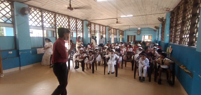 പ്രമാണം:Children"s day 3.jpg