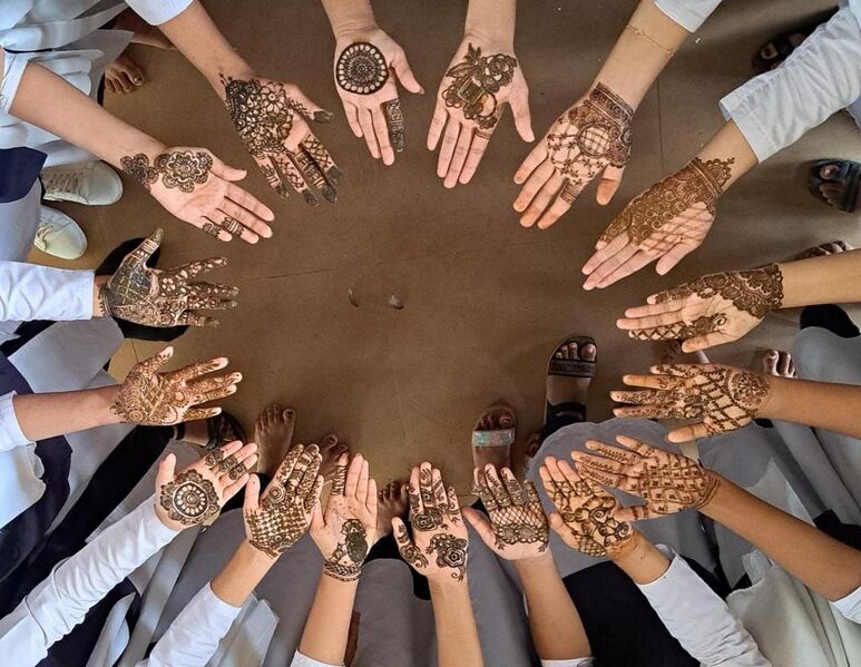 പ്രമാണം:12013 13.jpg