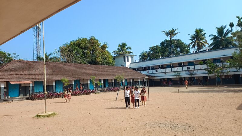 പ്രമാണം:22010-building 2.jpg