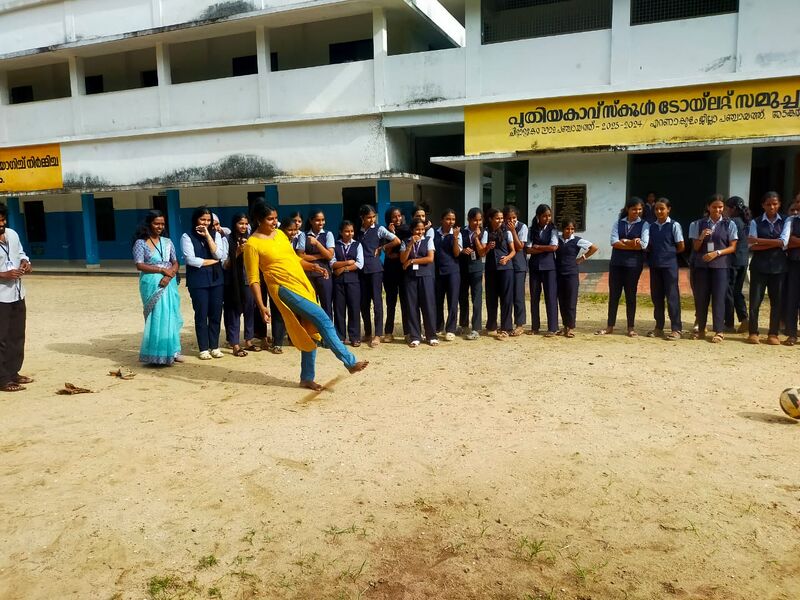 പ്രമാണം:25059 EKM 5TG26-17-06.jpg