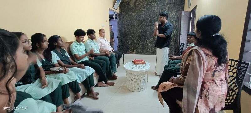 പ്രമാണം:34013seed adharav25c.jpg