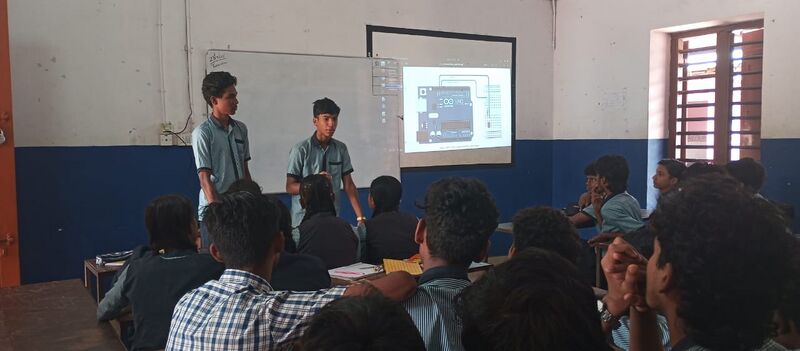 പ്രമാണം:35013 arduino.jpg