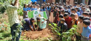 42638-science club 1.jpg