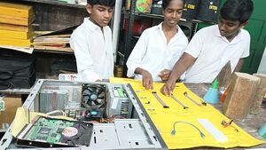 43052 robotickit.jpg