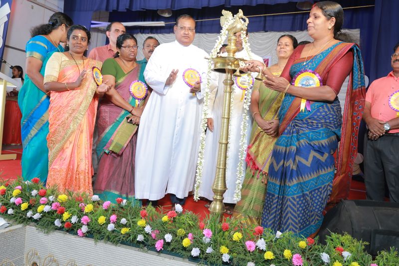 പ്രമാണം:IMG 9024.JPG