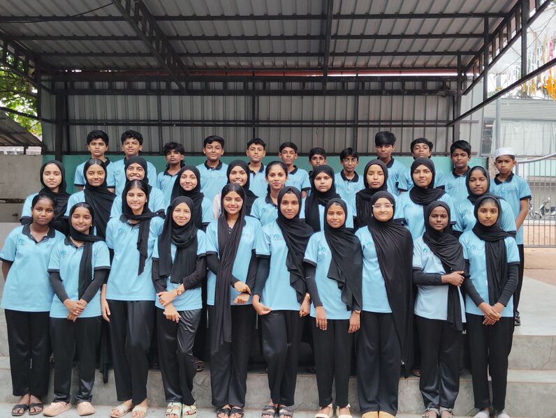 പ്രമാണം:13075 LK(2025-28)BATCH.jpg