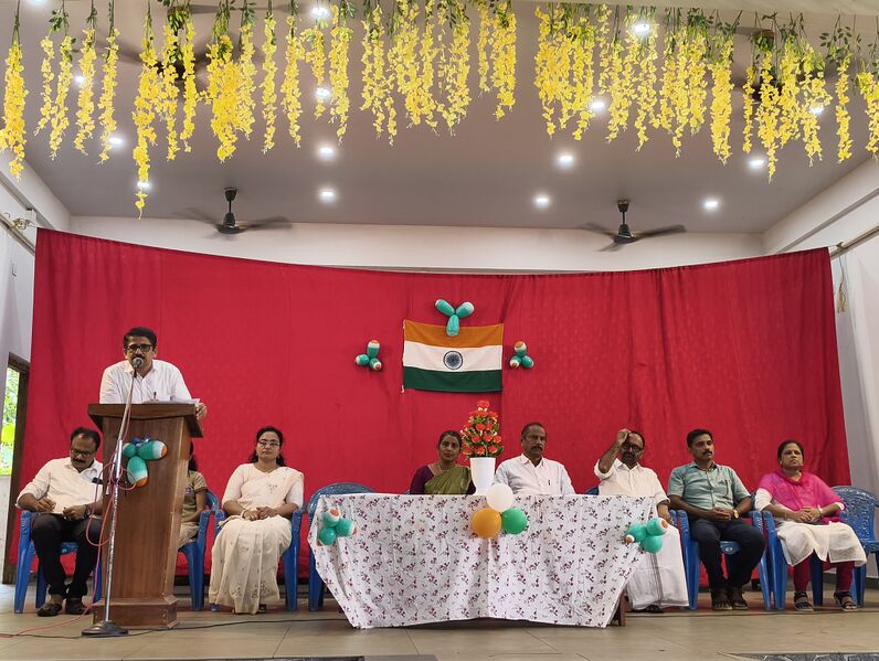 പ്രമാണം:13951 Independence day.jpg