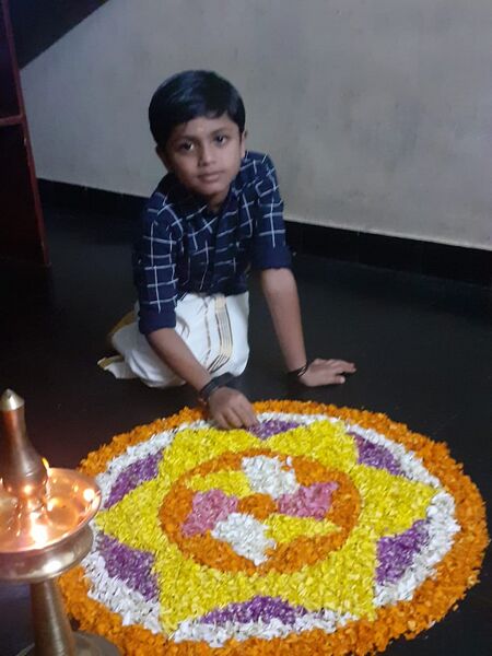 പ്രമാണം:18402 onam 2021-22 24.jpg