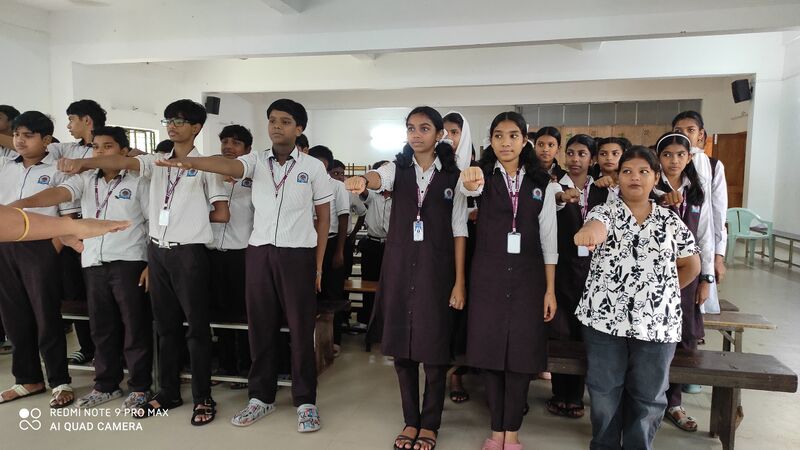 പ്രമാണം:23014 laharivirudhadinam.jpg