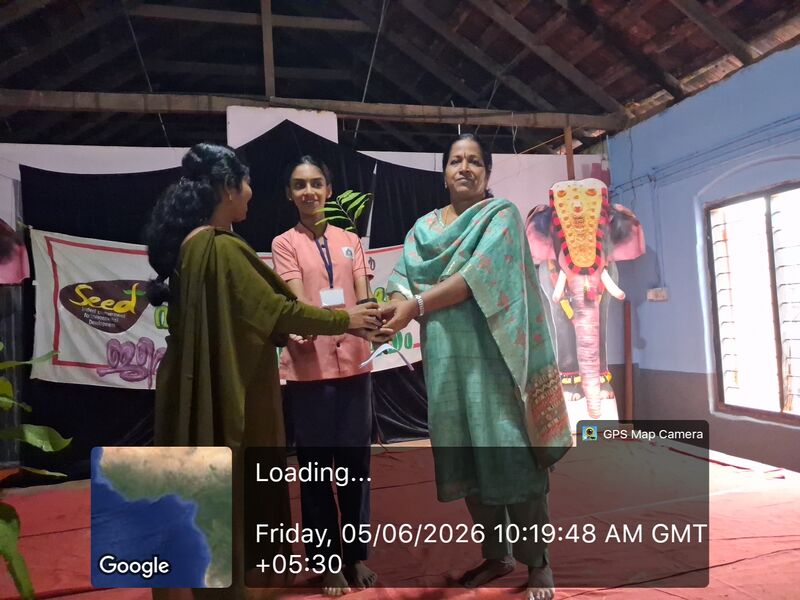 പ്രമാണം:23064 environment day prize.jpg