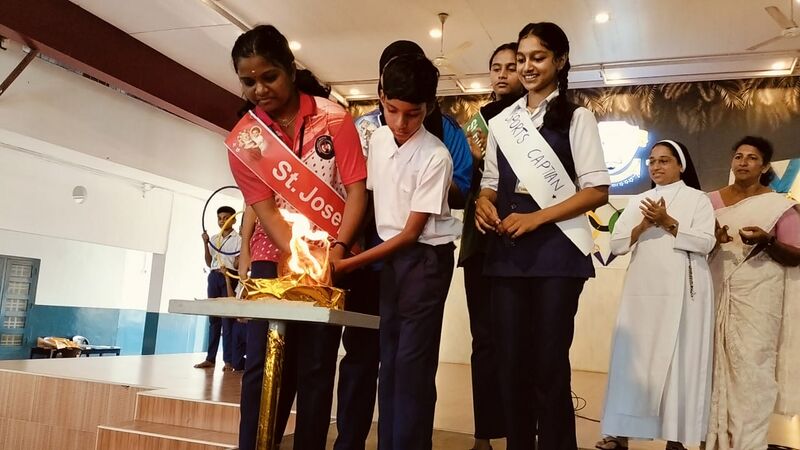 പ്രമാണം:25036 ol2.jpeg