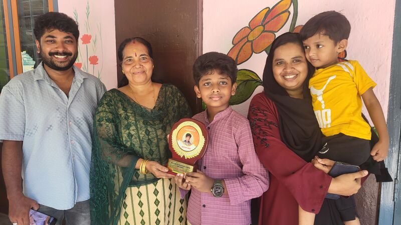 പ്രമാണം:29228 navo1.jpg