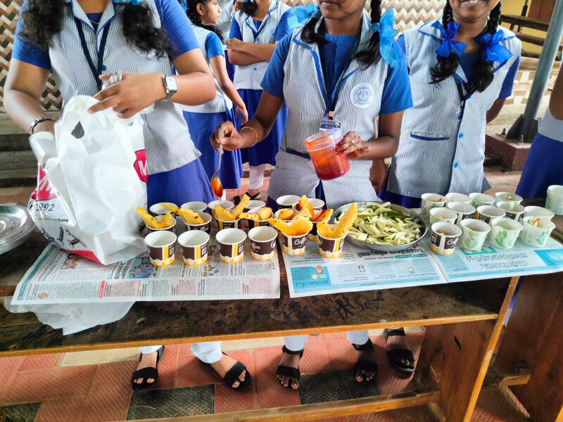 പ്രമാണം:35052 foodfest1 2.jpg