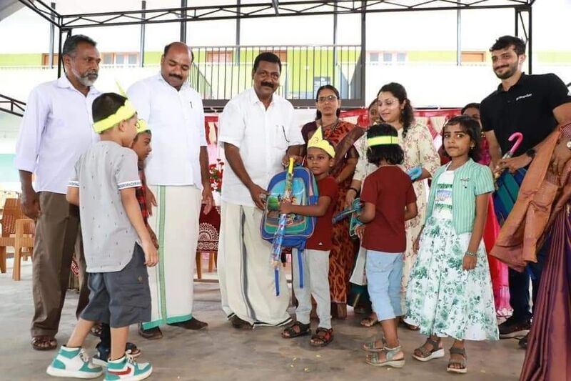 പ്രമാണം:42004-PRAVESHAN-4.jpg
