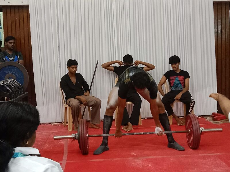 പ്രമാണം:Ksk-2024-powerLifting-muncipalTH Kalamassery-25014-ghsEloor 9.jpg