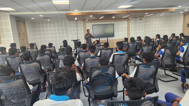 പ്രമാണം:Lk field visit 2324-5.jpg