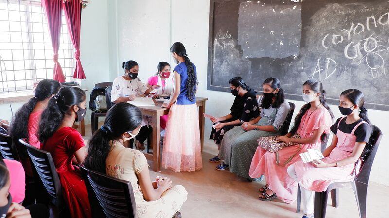 പ്രമാണം:Vaccine 9.resized.jpg