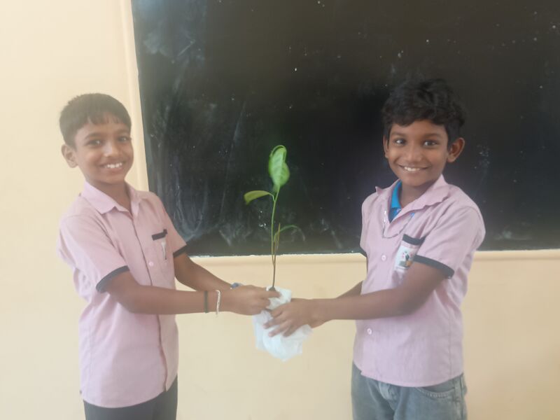 പ്രമാണം:12027 changathikkoru thai aug141.jpg