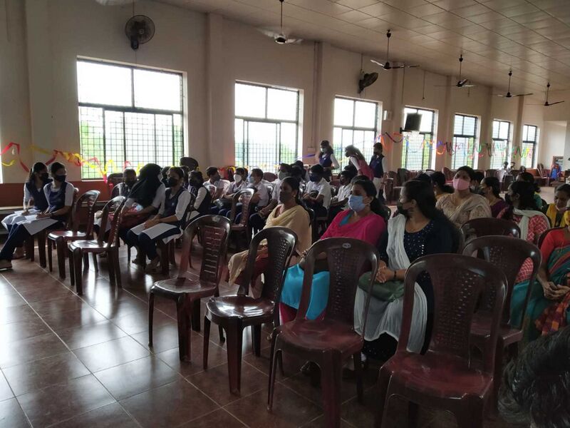 പ്രമാണം:13040-KNR-LKCS22-4 - shemith k.jpg