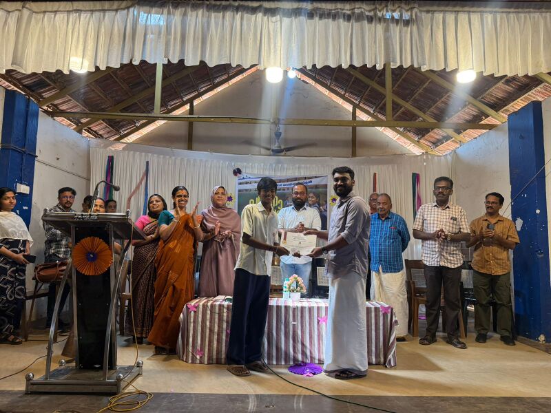 പ്രമാണം:16054 Patanolsavm 2.jpeg