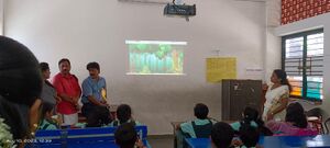 17235 Hightech projector.jpeg