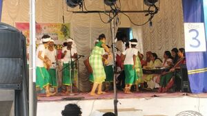 21068 kalolsavam 6.resized.resized.resized.jpg