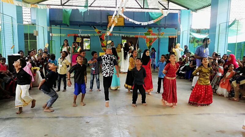 പ്രമാണം:21202 onam.jpg