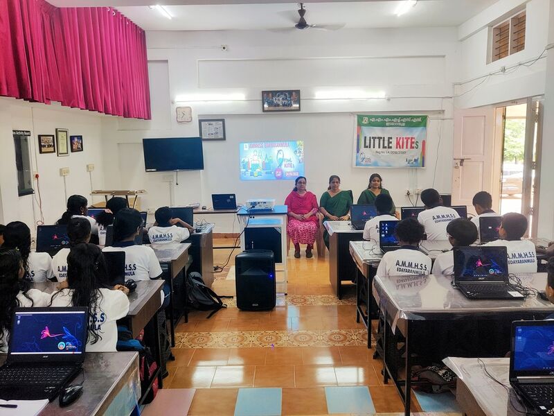 പ്രമാണം:37001-LK-School Level Camp2025-1.jpg