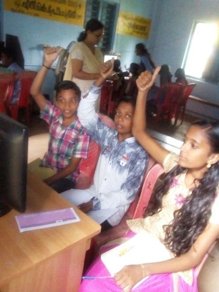 പ്രമാണം:41061kuttykoottam training1.jpg