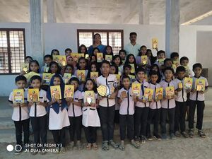 48230- students award.jpg