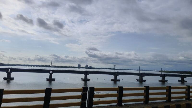 പ്രമാണം:Aroor bridge .jpg