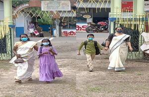 BS21 ALP 34042 2 Kerala Piravi.jpg