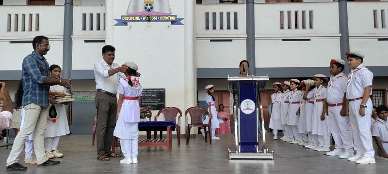 പ്രമാണം:Jrc capping ceremony 13-2-26.jpg