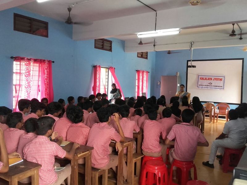 പ്രമാണം:കൗൺസലിംഗ് ക്‌ളാസ്.jpg