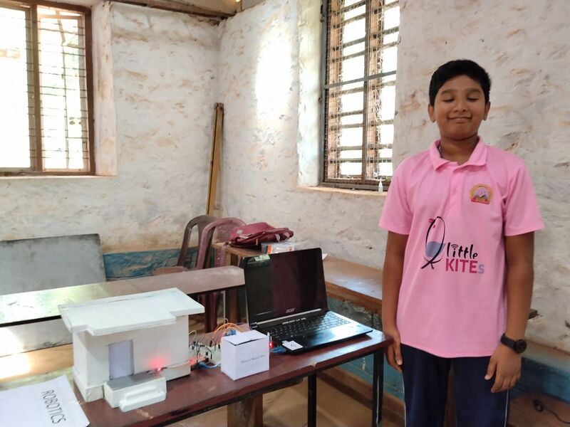 പ്രമാണം:12029 kgd lk913.jpeg