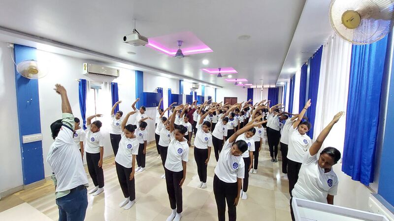 പ്രമാണം:14028 yoga (3).jpg