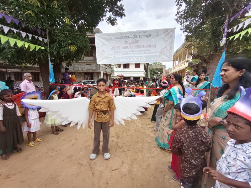 പ്രമാണം:34040-pravesanolsavam2,26-27.jpg