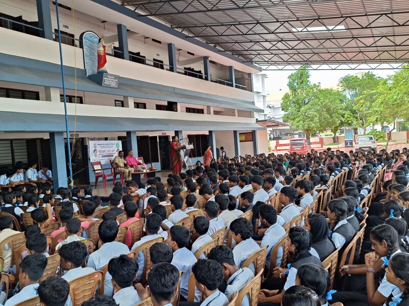 പ്രമാണം:34046 Sma5.jpg