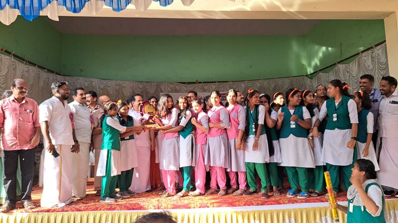 പ്രമാണം:35029 overal 13.jpg