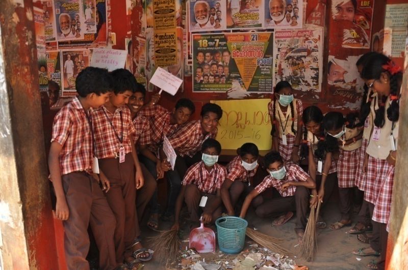 പ്രമാണം:44003 cleaning.jpg