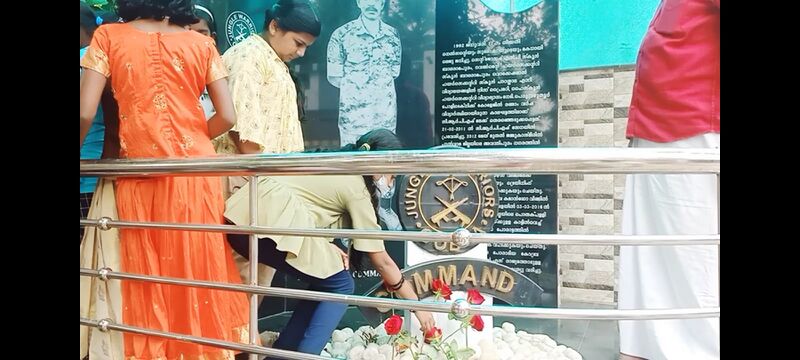 പ്രമാണം:44228-cargilvijayday2.jpg