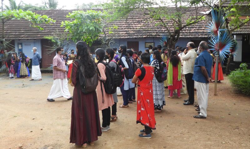 പ്രമാണം:BS21 PKD 21037 1.jpg