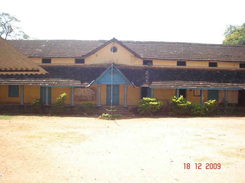 പ്രമാണം:GHS CHAVAKKAD.JPG