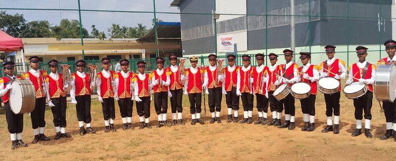 പ്രമാണം:SCHOOL BAND TROUP.jpeg